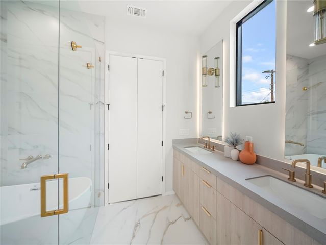 2107 Brackenridge ST 1, Austin, TX 78704