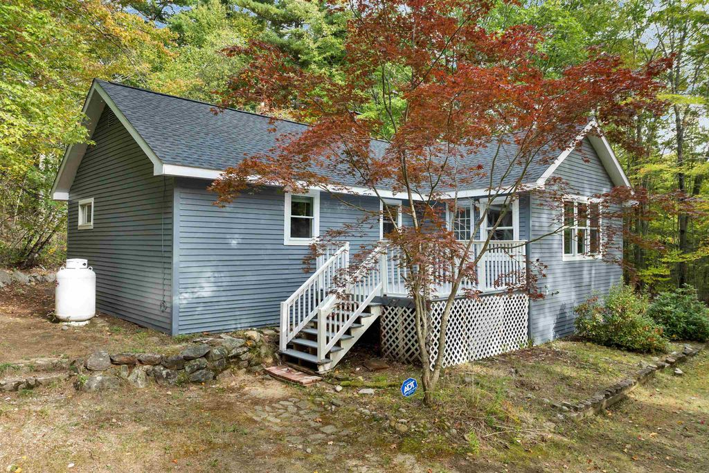 479 Ten Rod Road, Farmington, NH 03835
