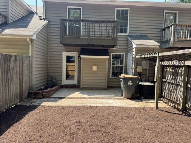 7 Madrone PL, Hampton, VA 23666
