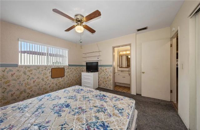 1193 W King, Banning, CA 92220