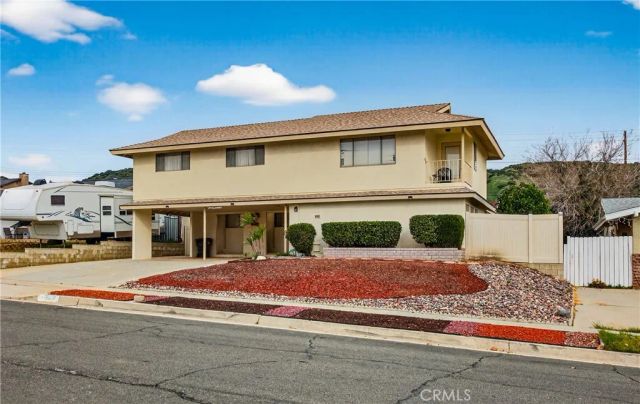 1193 W King, Banning, CA 92220