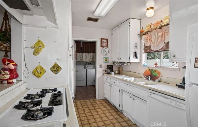 1193 W King, Banning, CA 92220