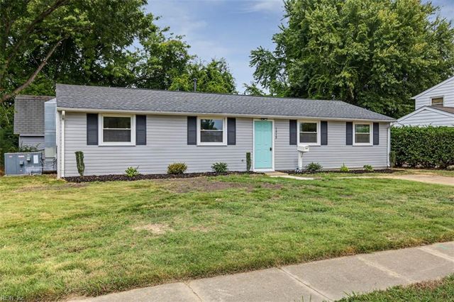 1919 Demetro DR, Hampton, VA 23663