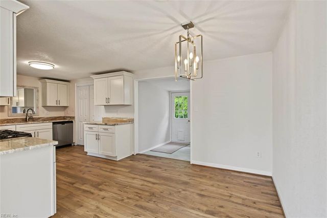 1919 Demetro DR, Hampton, VA 23663