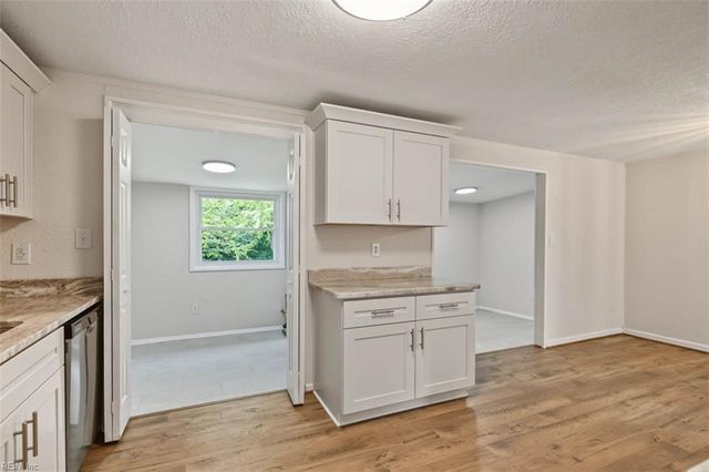 1919 Demetro DR, Hampton, VA 23663