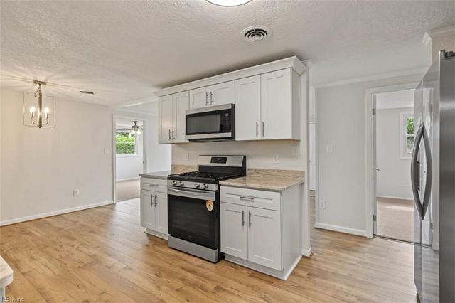 1919 Demetro DR, Hampton, VA 23663