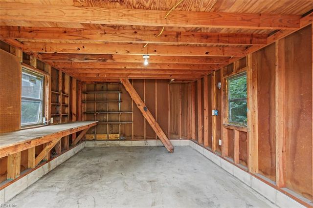 1919 Demetro DR, Hampton, VA 23663