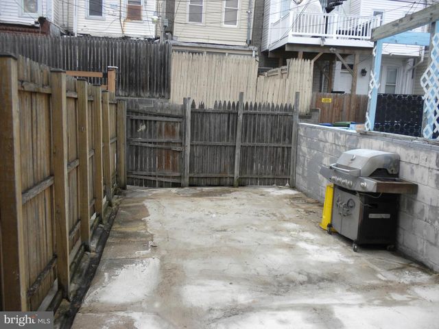 20 N DECKER AVE, Baltimore, MD 21224