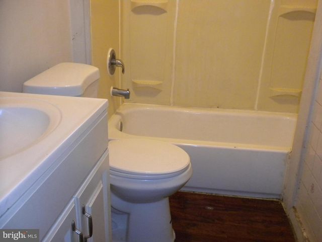 20 N DECKER AVE, Baltimore, MD 21224