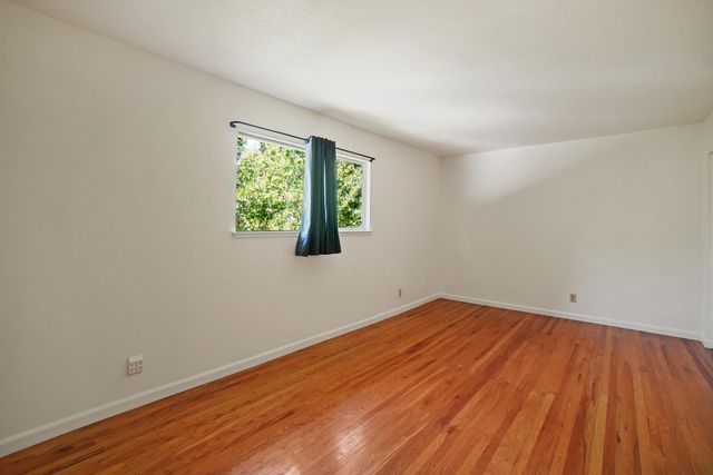 9916 El Chorlito Dr, Rancho Cordova, CA 95670