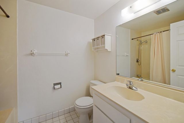 9916 El Chorlito Dr, Rancho Cordova, CA 95670