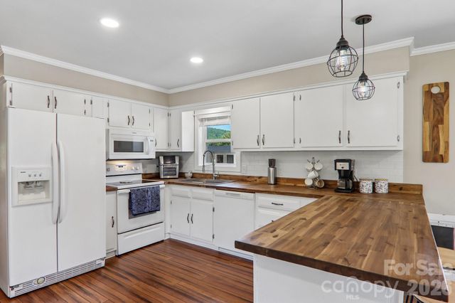 1448 Cane Creek Road, Fletcher, NC 28732