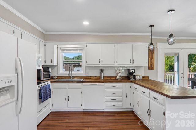 1448 Cane Creek Road, Fletcher, NC 28732