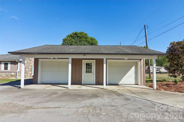 1448 Cane Creek Road, Fletcher, NC 28732