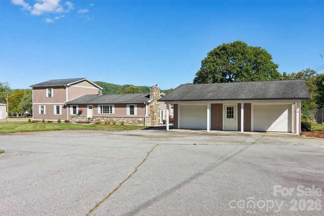1448 Cane Creek Road, Fletcher, NC 28732