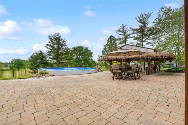 1569 Kirby Road, Lebanon, OH 45036