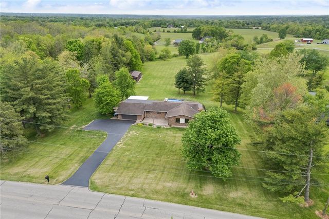 1569 Kirby Road, Lebanon, OH 45036