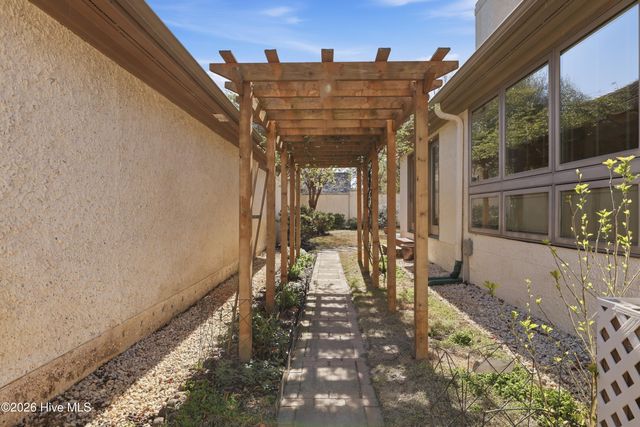 1922 Prestwick Lane, Wilmington, NC 28405