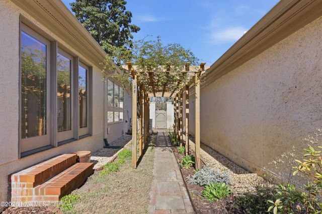 1922 Prestwick Lane, Wilmington, NC 28405