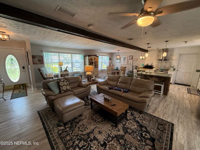 13811 SPANISH POINT Drive, Jacksonville, FL 32225