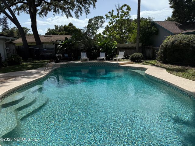13811 SPANISH POINT Drive, Jacksonville, FL 32225