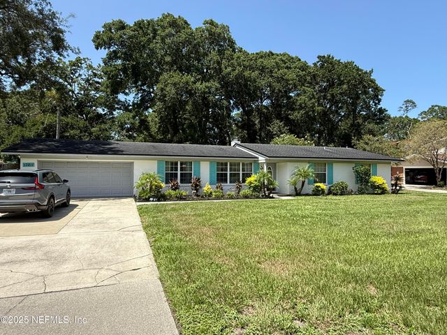 13811 SPANISH POINT Drive, Jacksonville, FL 32225