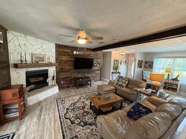 13811 SPANISH POINT Drive, Jacksonville, FL 32225