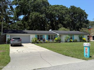 13811 SPANISH POINT Drive, Jacksonville, FL 32225