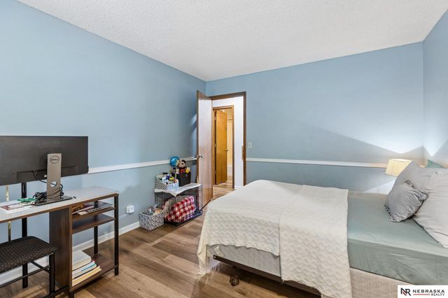 2205 S 152nd Street, Omaha, NE 68144