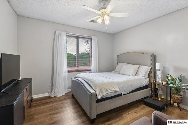 2205 S 152nd Street, Omaha, NE 68144