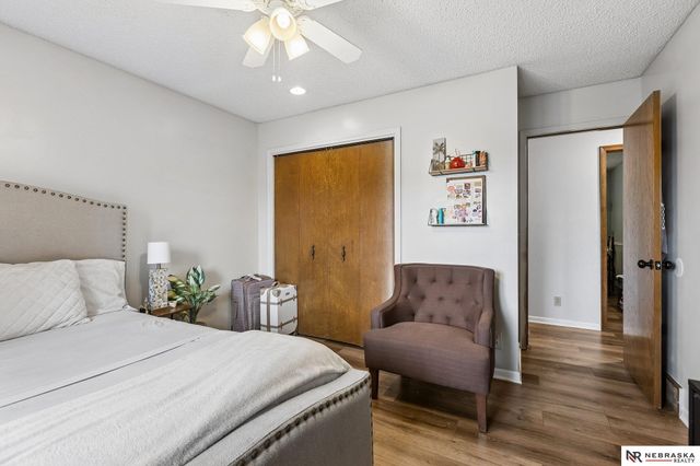 2205 S 152nd Street, Omaha, NE 68144