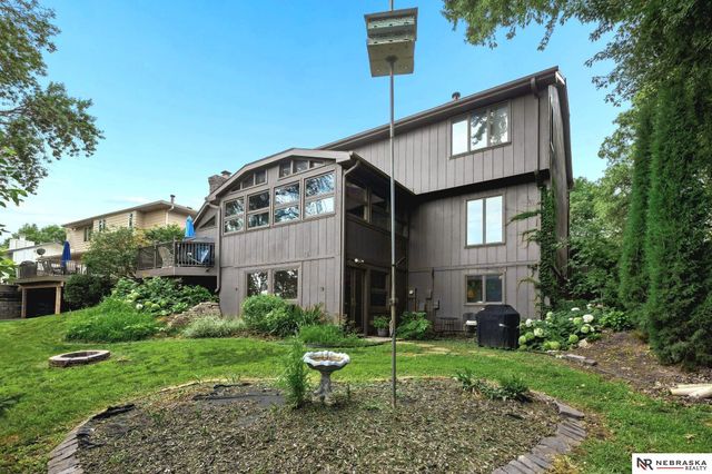 2205 S 152nd Street, Omaha, NE 68144