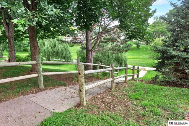 2205 S 152nd Street, Omaha, NE 68144