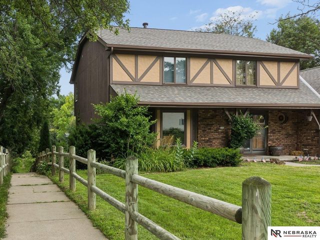 2205 S 152nd Street, Omaha, NE 68144