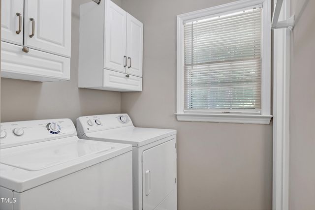 100 Honeysuckle Lane, Cary, NC 27513