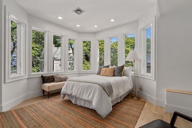 89 University Road, Brookline, MA 02445