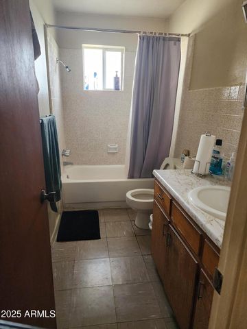 1841 W FAIRMOUNT Avenue, Phoenix, AZ 85015