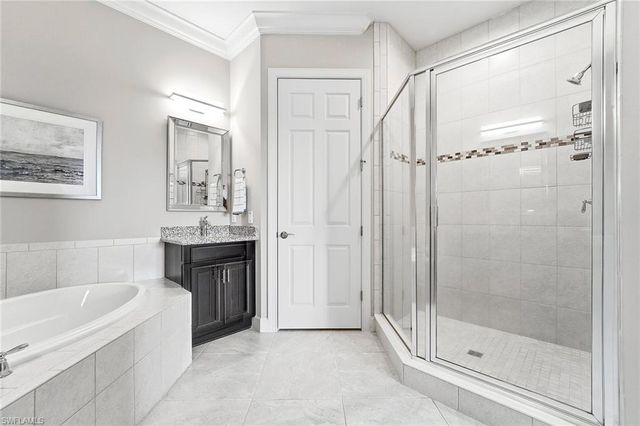 12045 Covent Garden CT 2103, Naples, FL 34120
