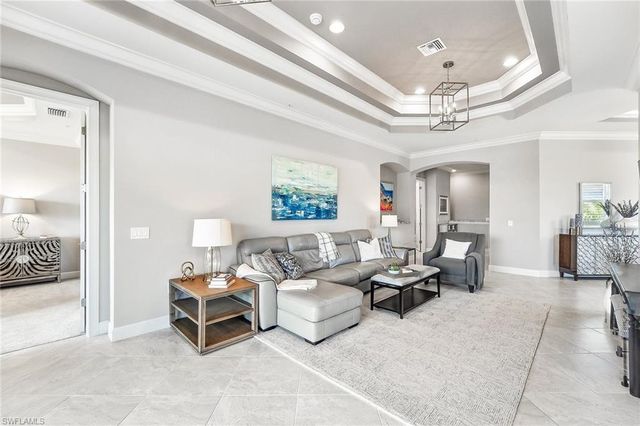 12045 Covent Garden CT 2103, Naples, FL 34120