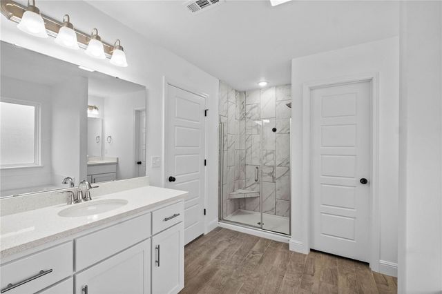 6005 NW Grant Street, Bentonville, AR 72713