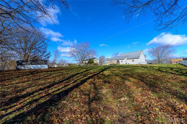 16600 Harmony Lane, St Robert, MO 65584