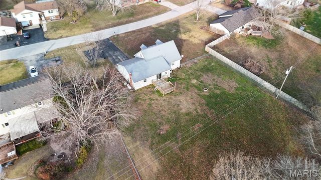 16600 Harmony Lane, St Robert, MO 65584