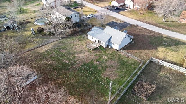 16600 Harmony Lane, St Robert, MO 65584