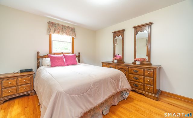 130 Lydale Place, Meriden, CT 06450