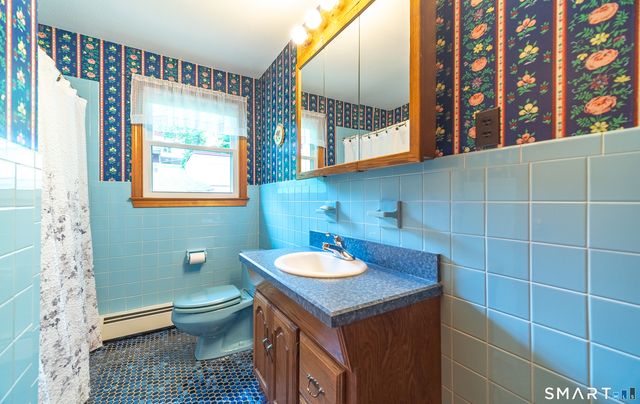 130 Lydale Place, Meriden, CT 06450