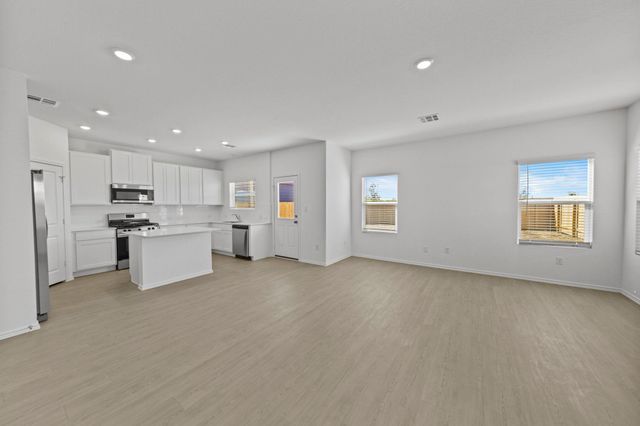 961 Soapstone PASS, Maxwell, TX 78656