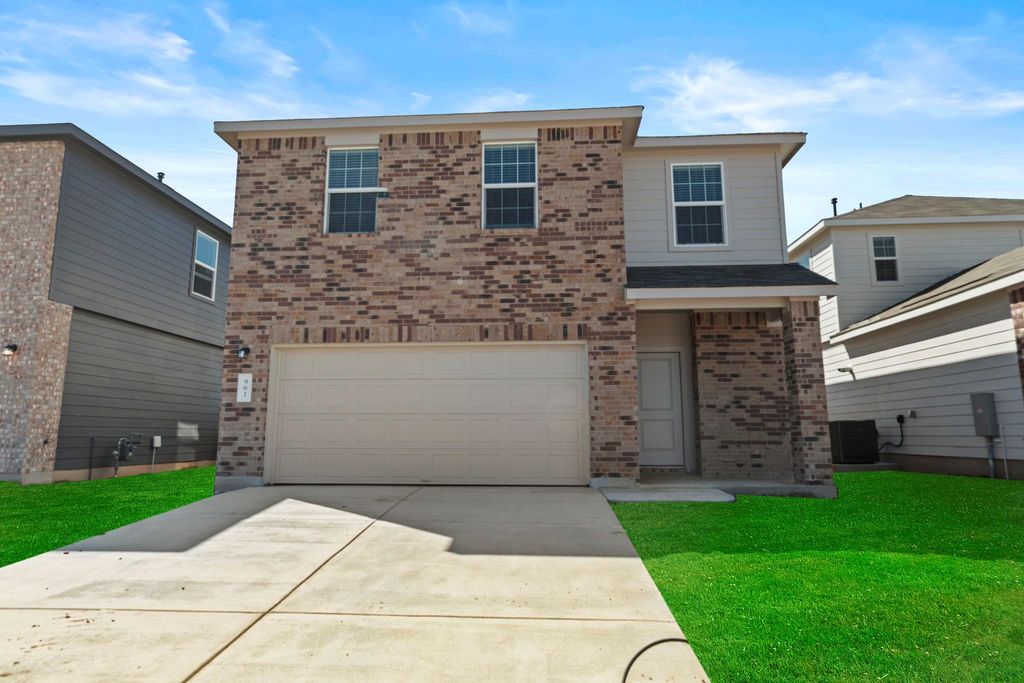 961 Soapstone PASS, Maxwell, TX 78656