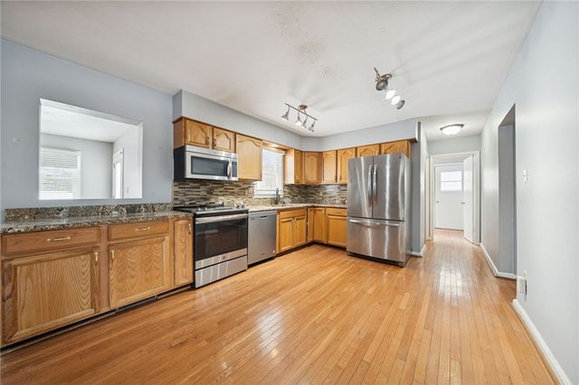 564 Shumaker Dr, Monroeville, PA 15146