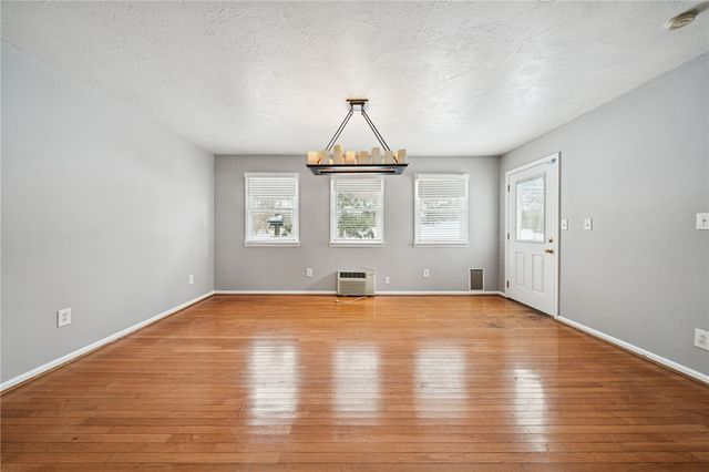 564 Shumaker Dr, Monroeville, PA 15146