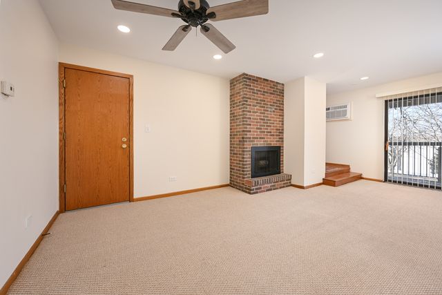 809 S Dwyer Avenue 3E, Arlington Heights, IL 60005